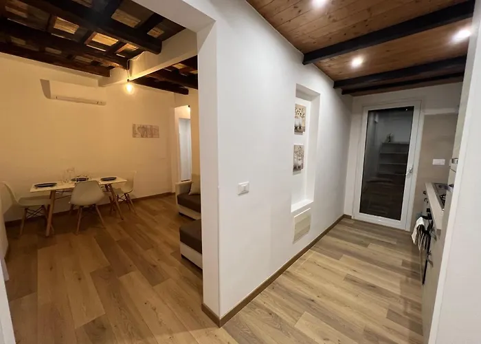 New Opening! Marvelous With Pantheon View Appartement