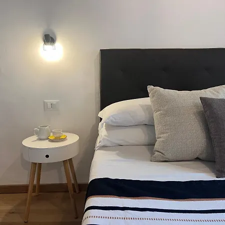 New Opening! Marvelous With Pantheon View Apartment